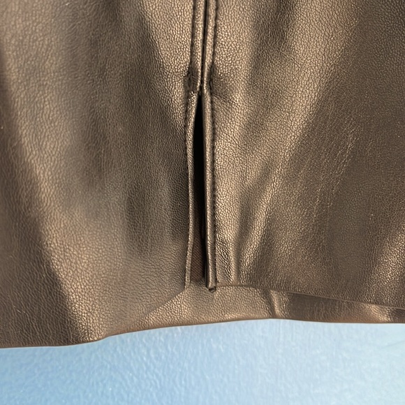 Hollister Faux Leather Black High Rise Mini Skirt - Size S - Picture 4 of 10